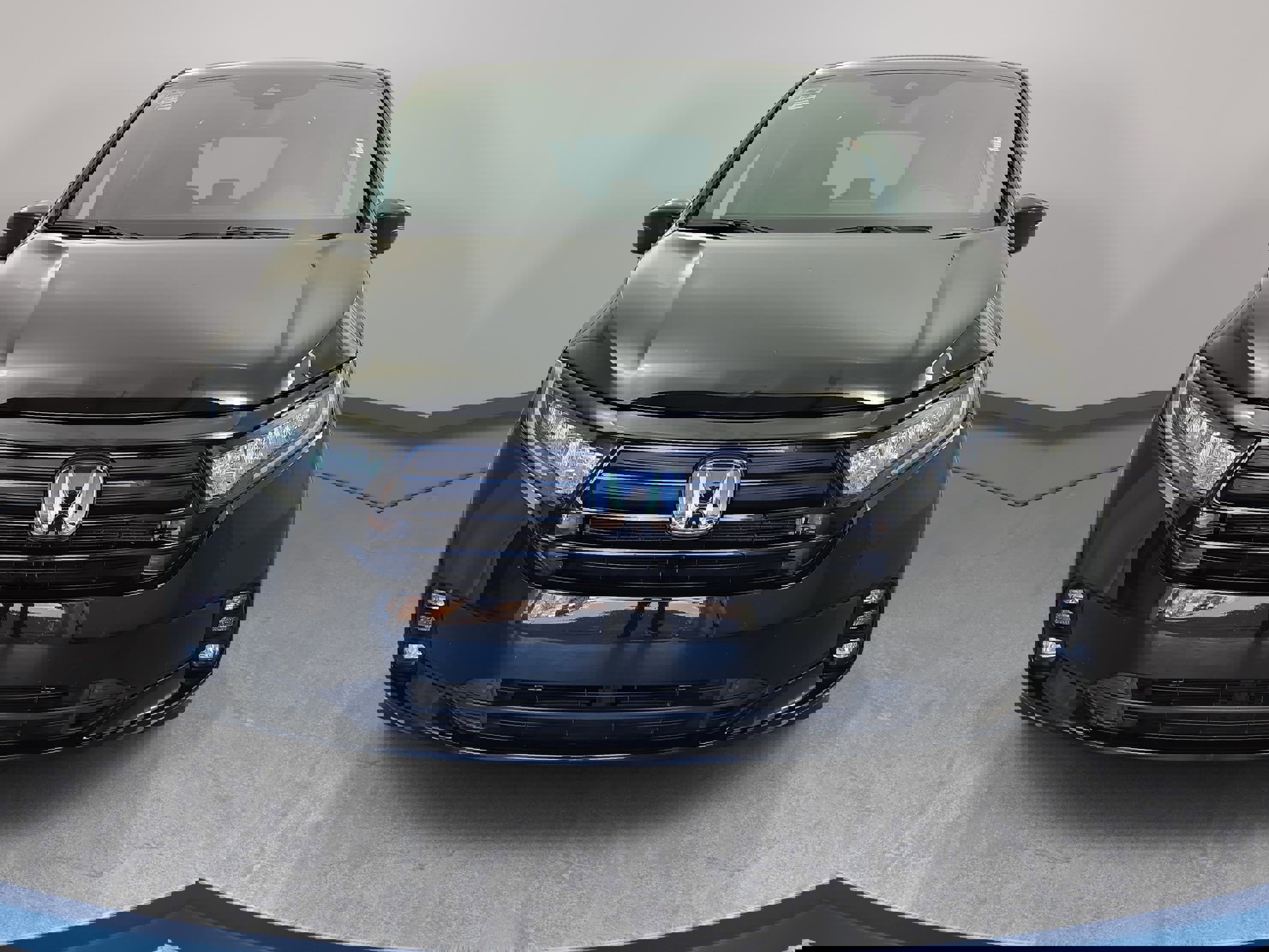 Certified 2024 Honda Odyssey Sport image 2