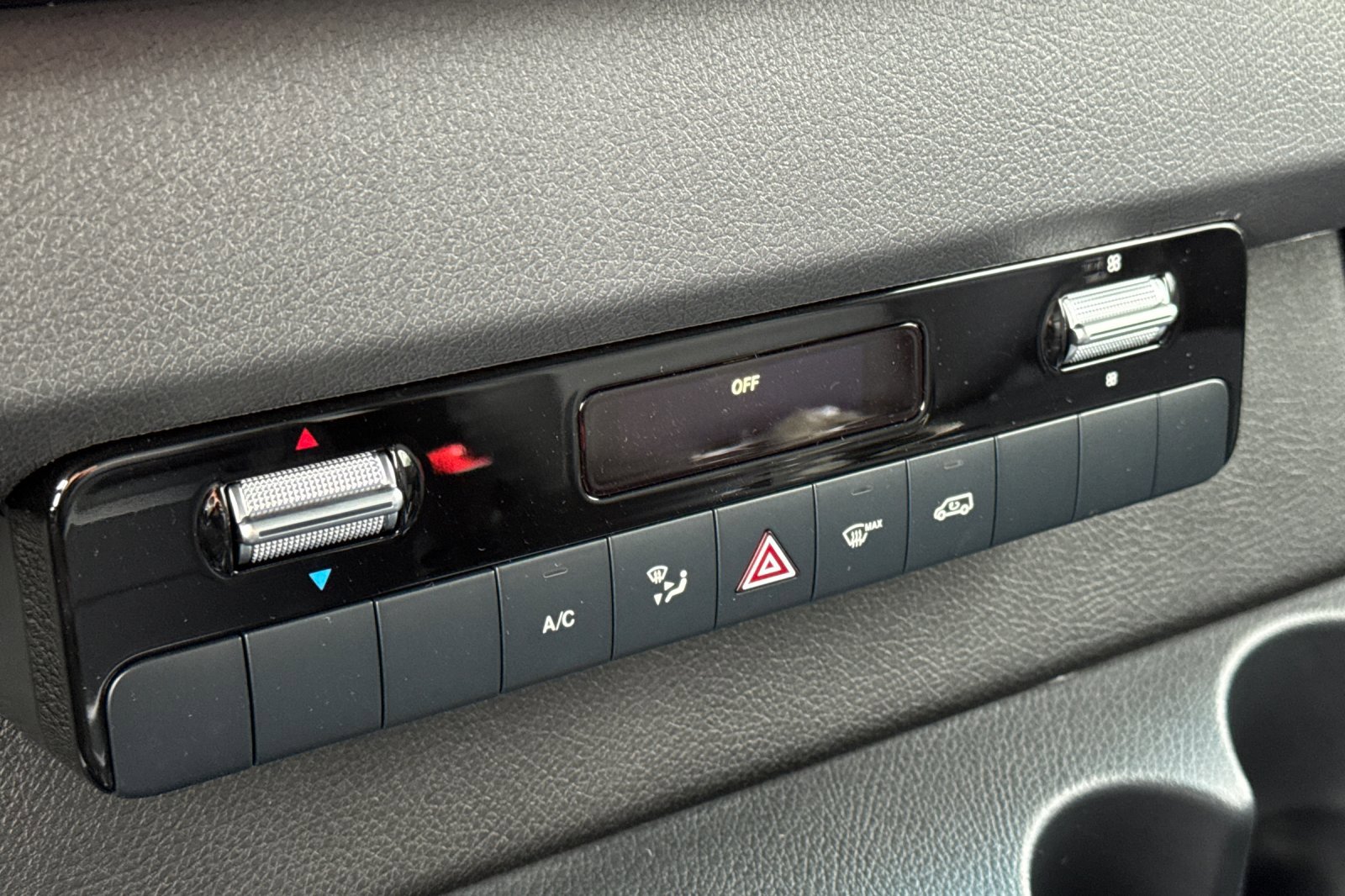 New 2026 Mercedes-Benz Sprinter 2500 image 19