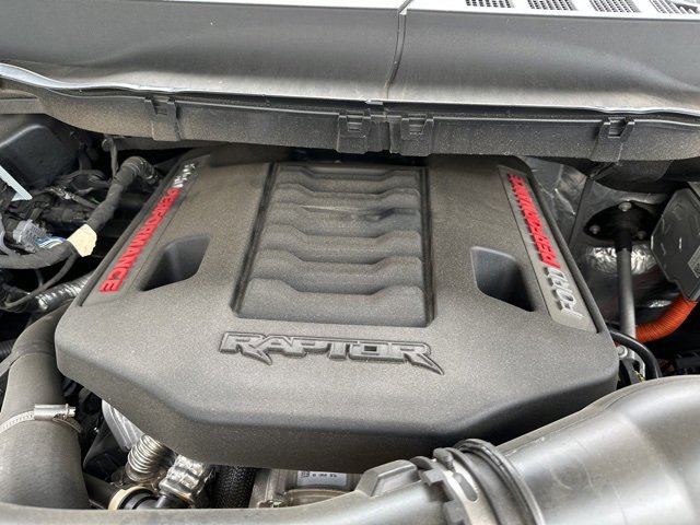Used 2025 Ford F150 Raptor image 26