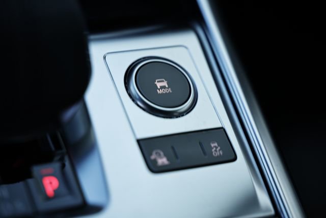 New 2024 Jaguar XF R-Dynamic SE AWD/4WD image 56