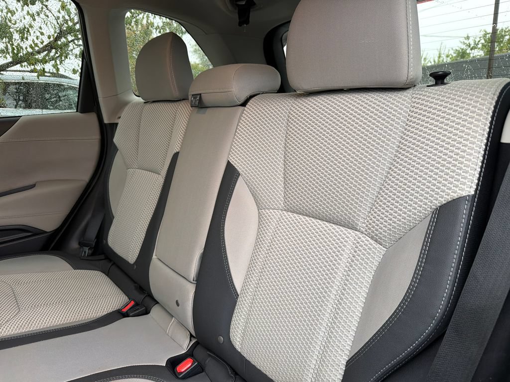 Used 2020 Subaru Forester Premium AWD/4WD image 25