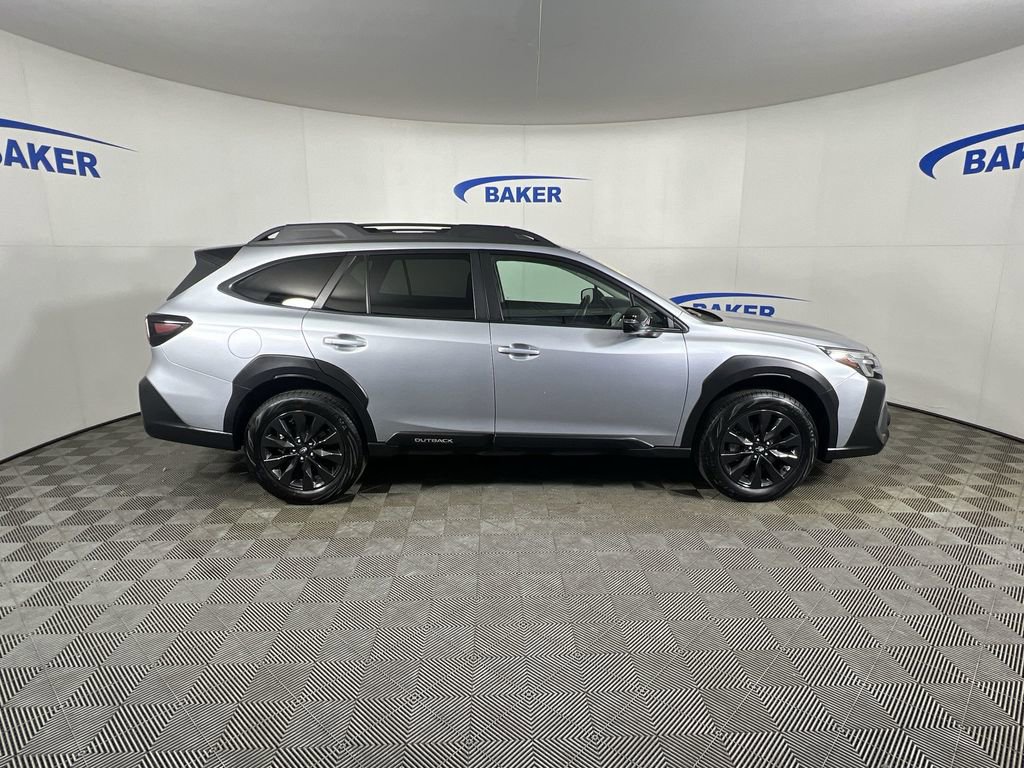 Used 2025 Subaru Outback Onyx Edition AWD/4WD image 10
