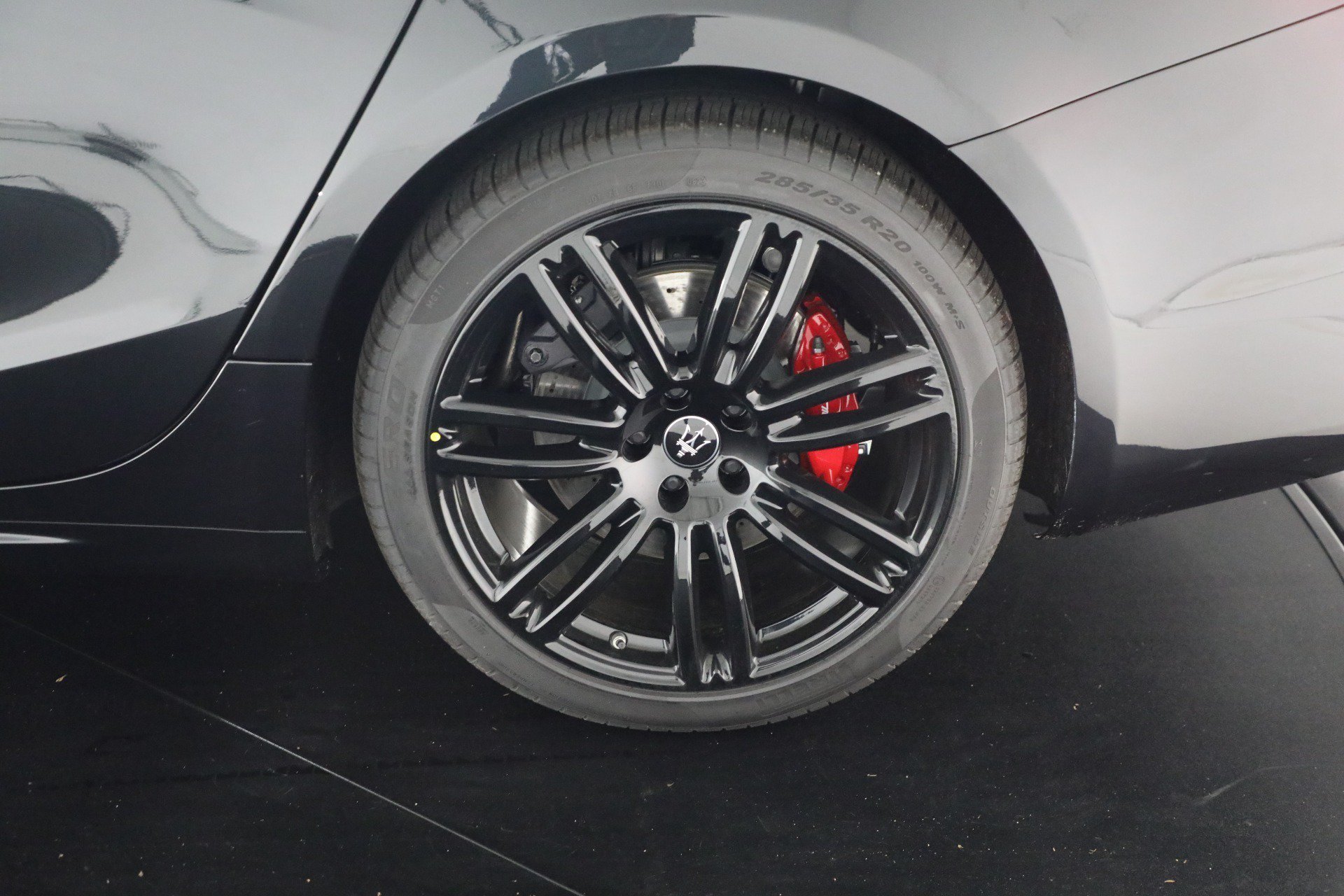 Certified 2024 Maserati Ghibli Modena Q4 AWD/4WD image 35