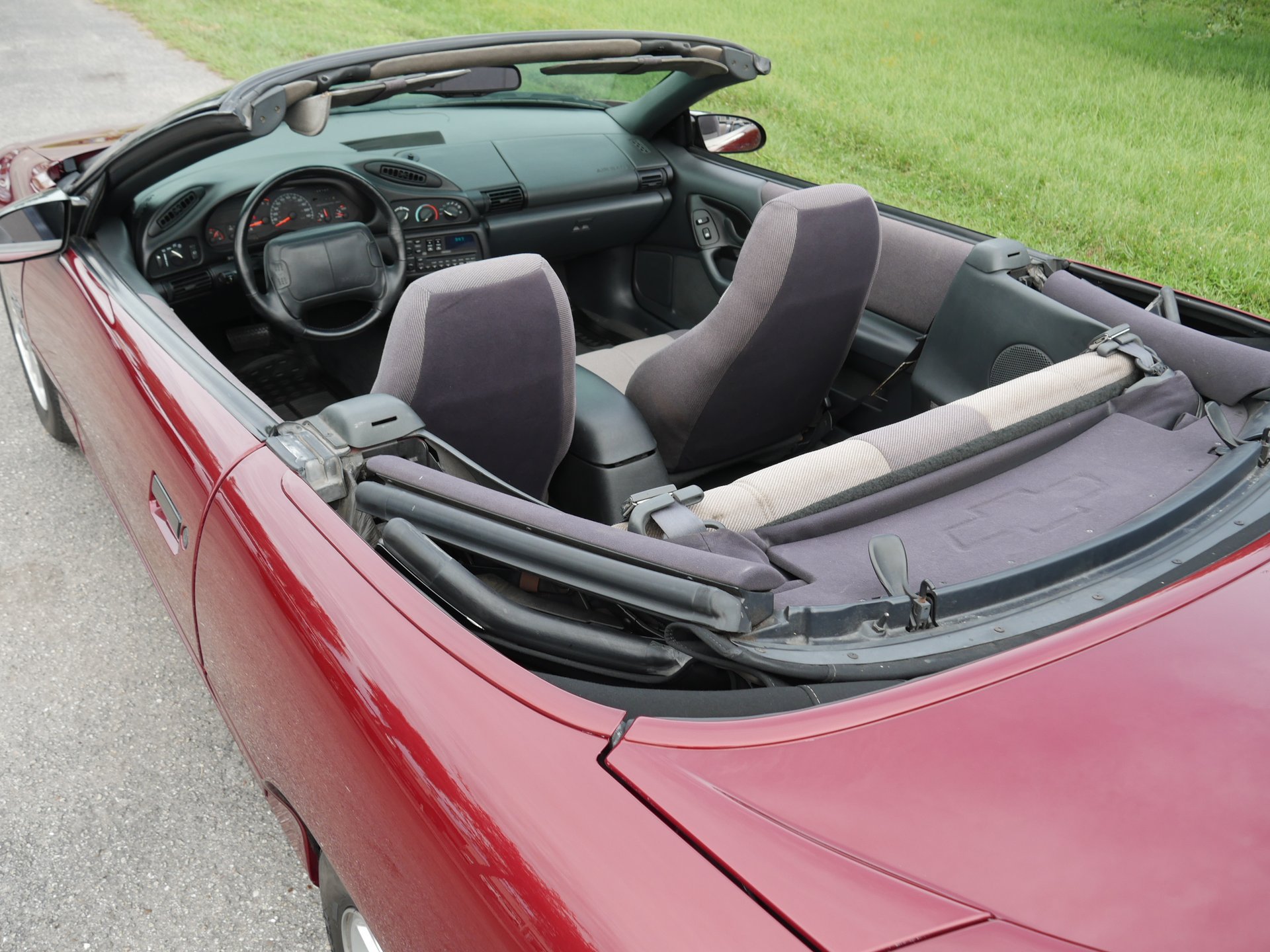 Used 1994 Chevrolet Camaro Z28 RWD image 43