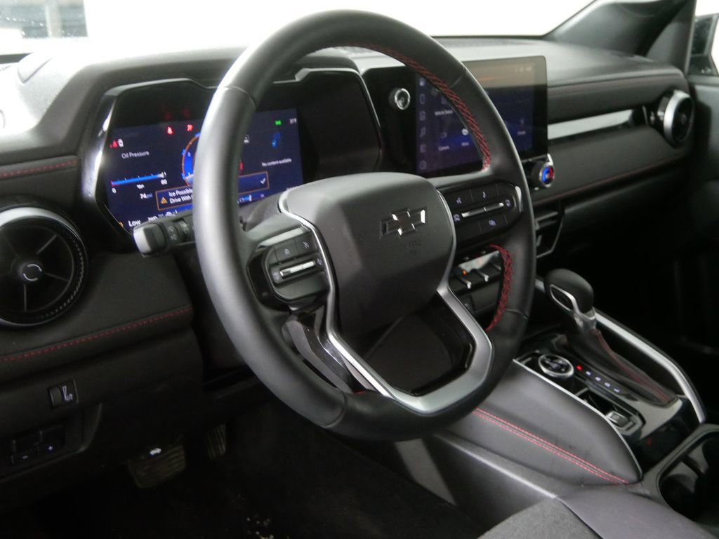 Used 2024 Chevrolet Colorado Z71 w/ Z71 Convenience Package 2 image 10