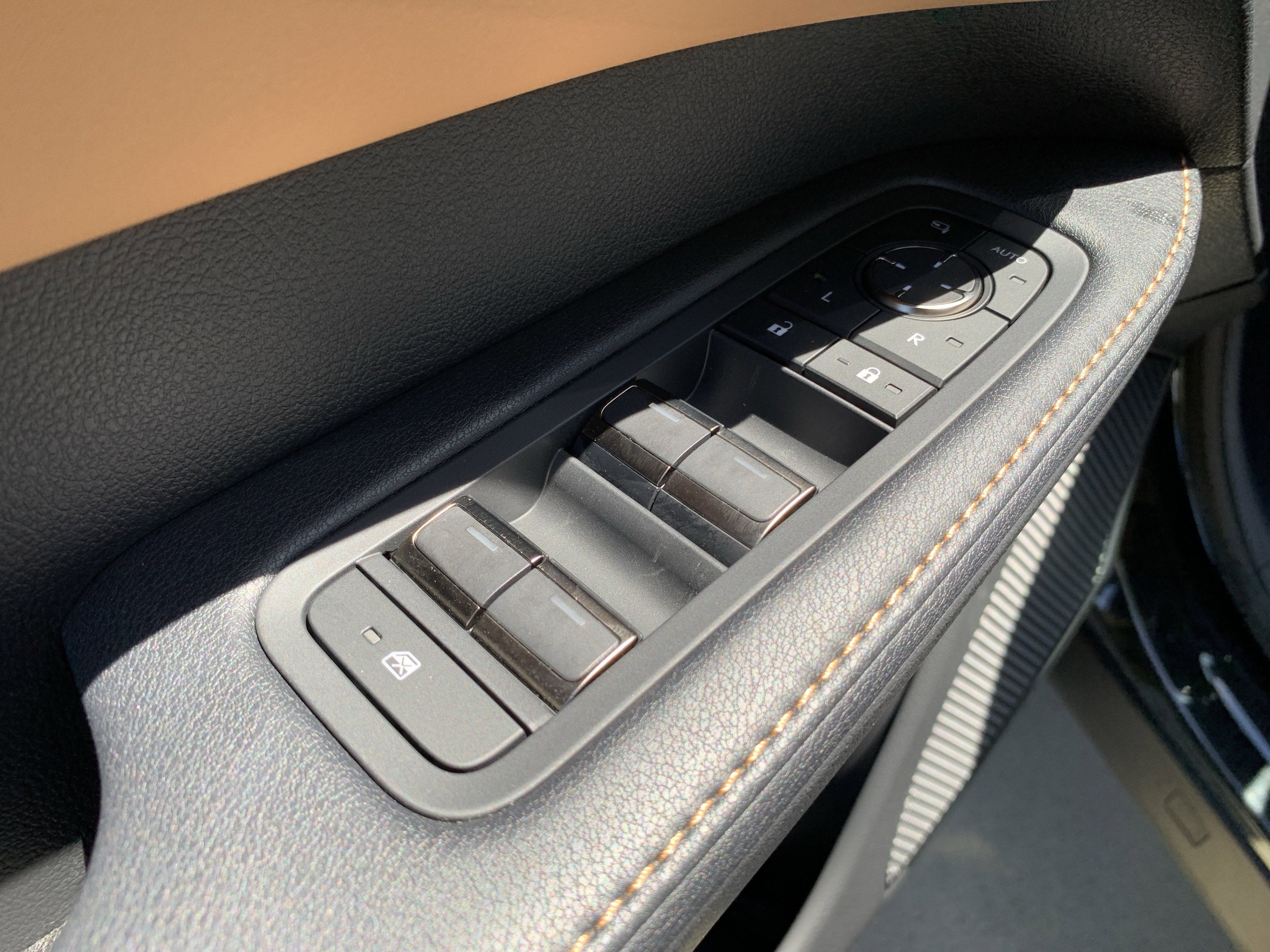 Certified 2025 Lexus RX 350 Premium w/ Accessory Package (Z1) FWD image 15