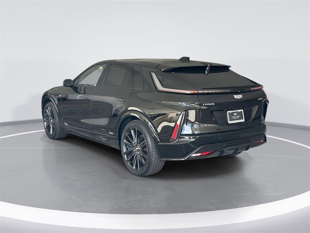 New 2026 Cadillac Lyriq V image 6