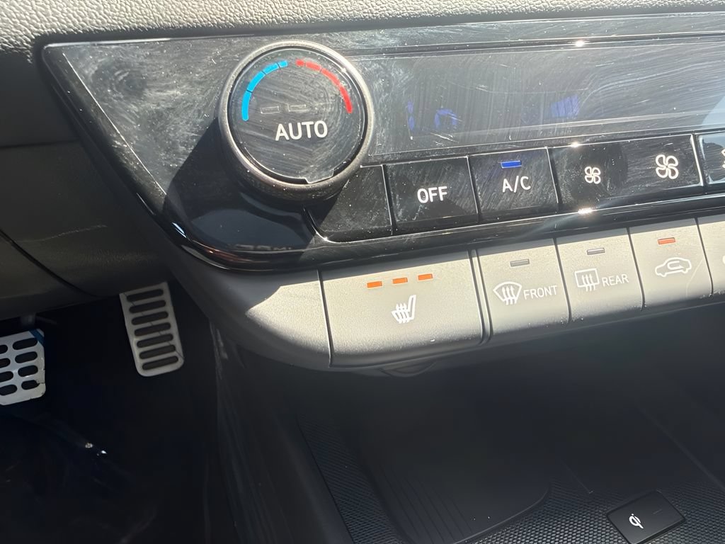 Used 2026 Hyundai Elantra N FWD image 11