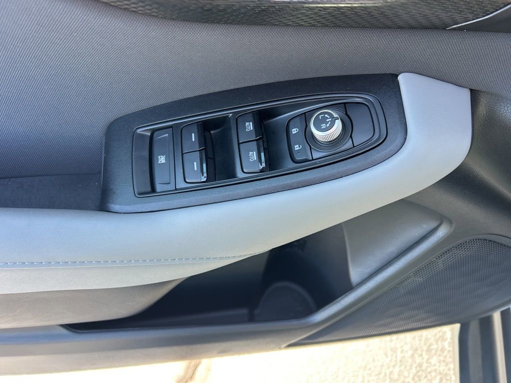Used 2025 Subaru Outback Premium w/ Popular Package #1 image 4