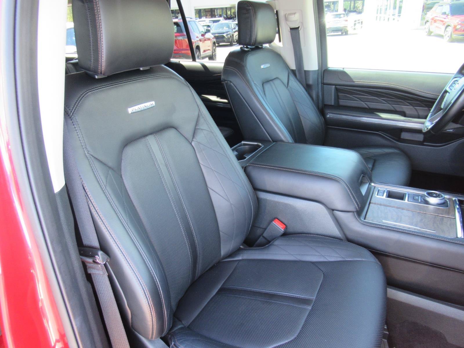 Used 2021 Ford Expedition Platinum RWD image 10