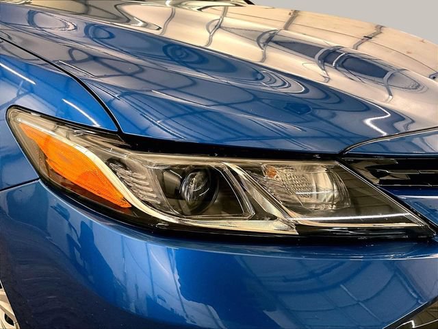 Used 2020 Toyota Camry LE FWD image 27