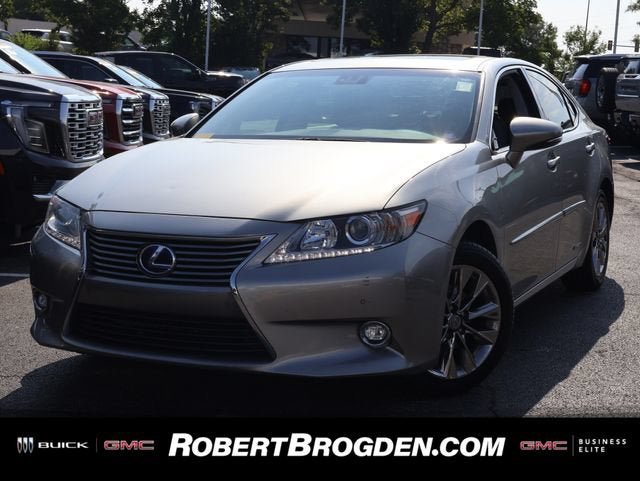 Used 2015 Lexus ES 300h w/ Navigation System Package FWD image 1