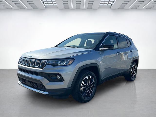 Used 2022 Jeep Compass Limited image 8