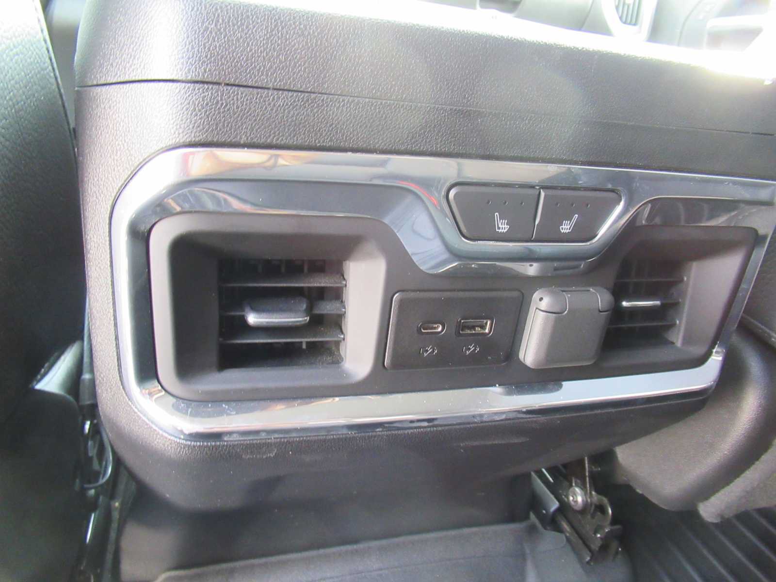 Used 2023 GMC Sierra 2500 Denali w/ Technology Package AWD/4WD image 20