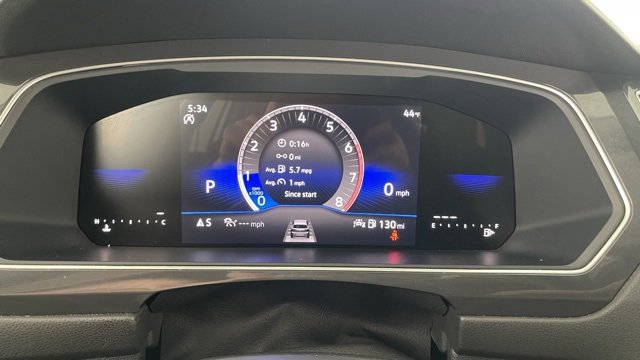 Used 2021 Volkswagen Tiguan SE R-Line image 38