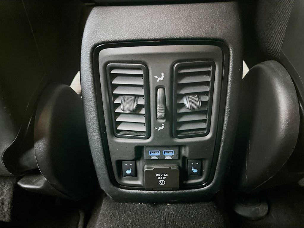 Used 2024 Dodge Durango R/T AWD/4WD image 34