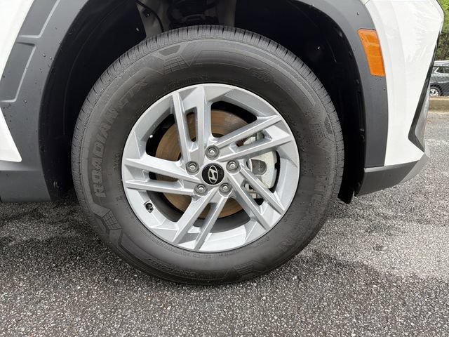 Certified 2025 Hyundai Tucson SE FWD image 12