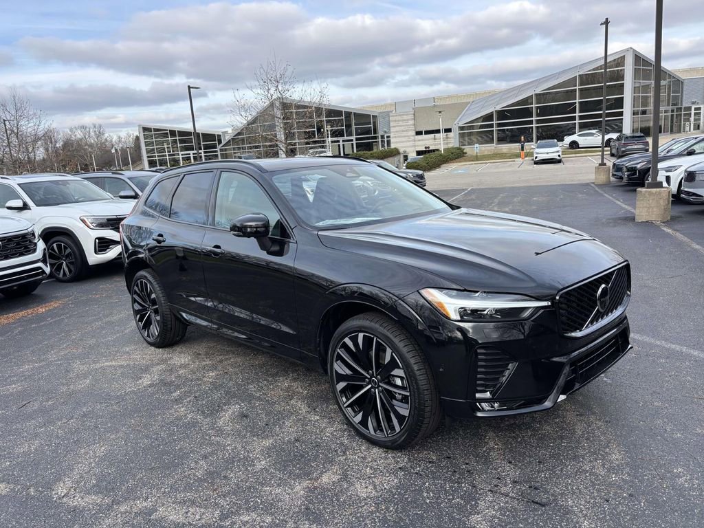 New 2026 Volvo XC60 B5 Ultra w/ Protection Package Premier