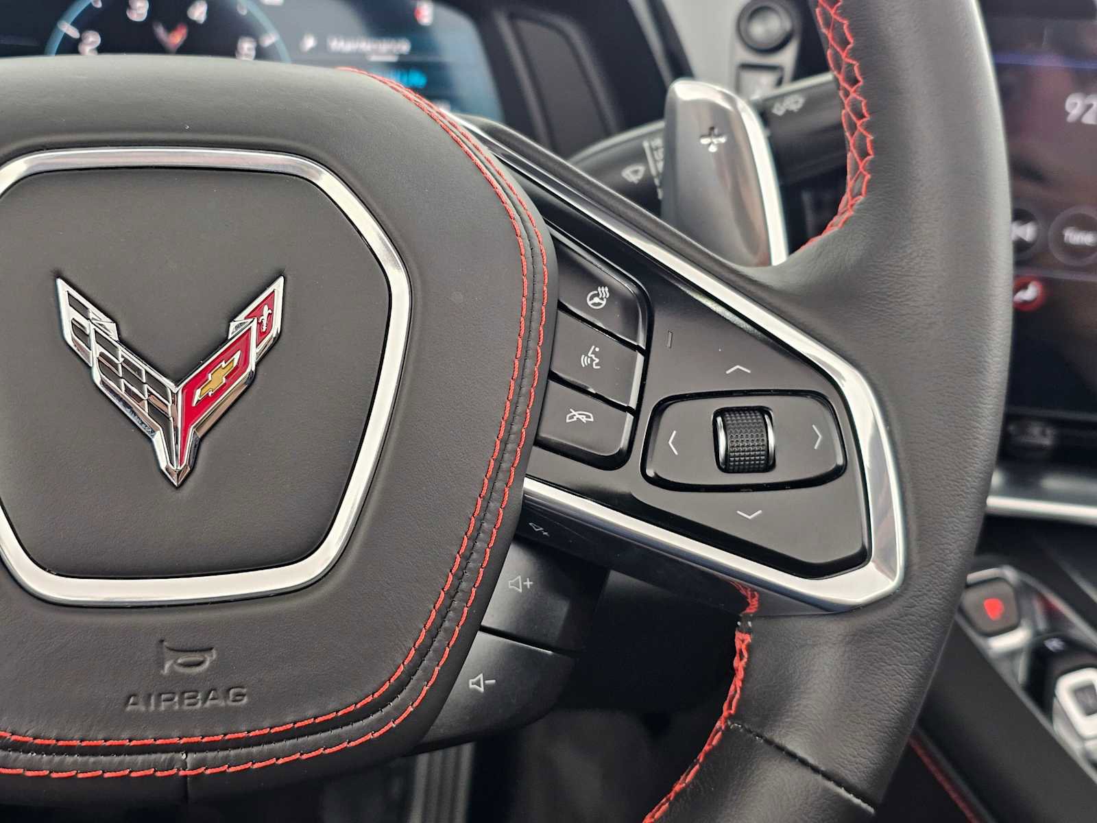 Used 2023 Chevrolet Corvette Stingray Premium Conv w/ Z51 Performance Package image 24