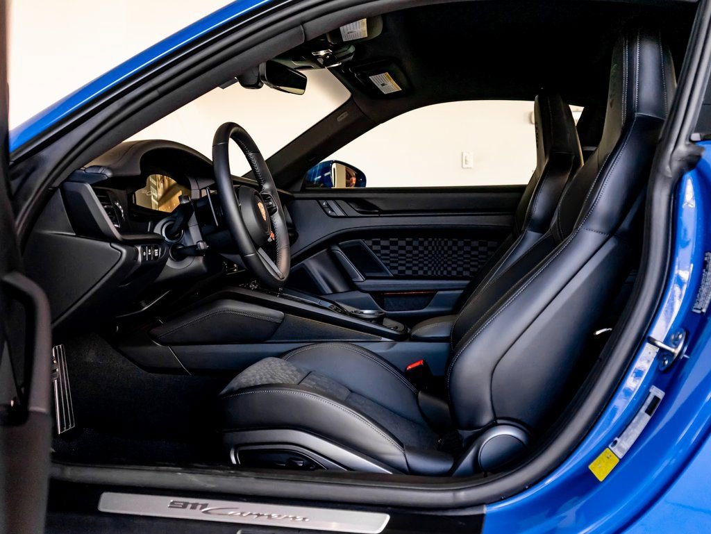 New 2026 Porsche 911 Carrera image 5