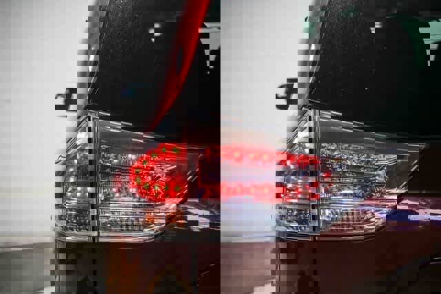 Used 2020 Toyota Sienna SE image 9