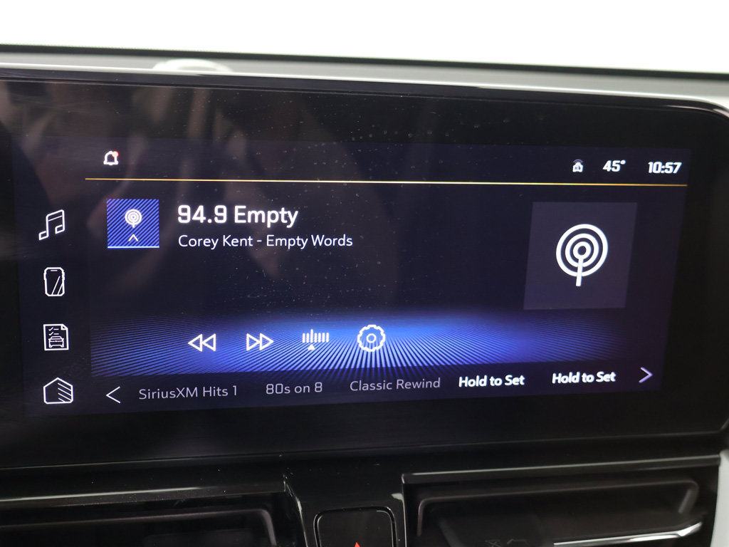 Used 2025 Chevrolet TrailBlazer LT AWD/4WD image 39
