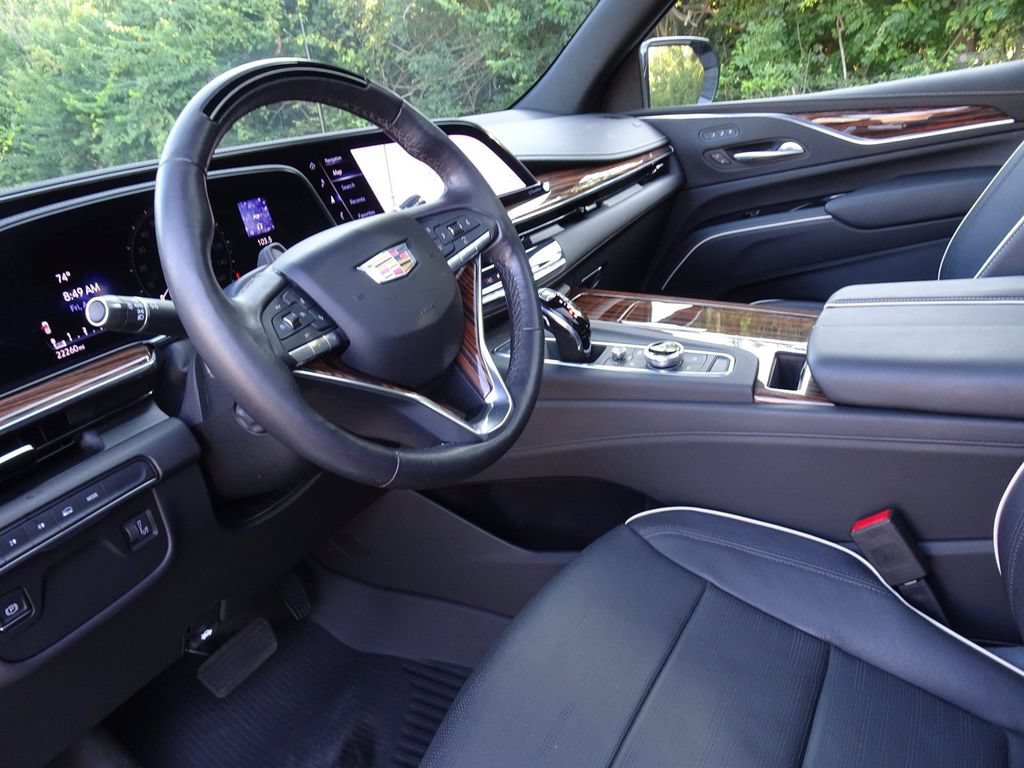 Certified 2023 Cadillac Escalade Premium Luxury w/ LPO, Floor Liner Package AWD/4WD image 12