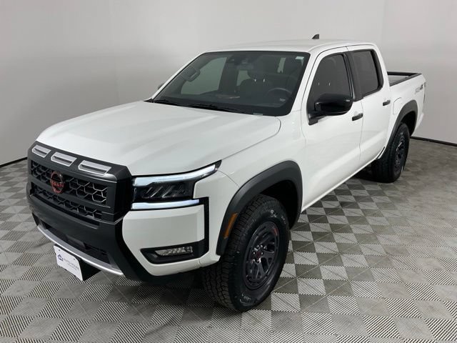 Used 2026 Nissan Frontier PRO-4X AWD/4WD image 2