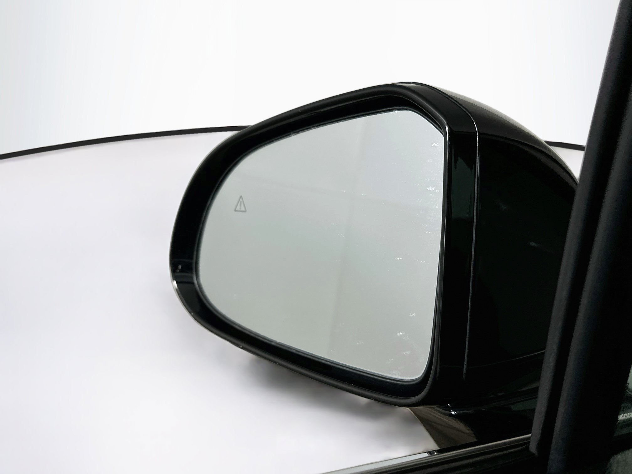 Used 2023 Hyundai Santa Fe Limited FWD image 16