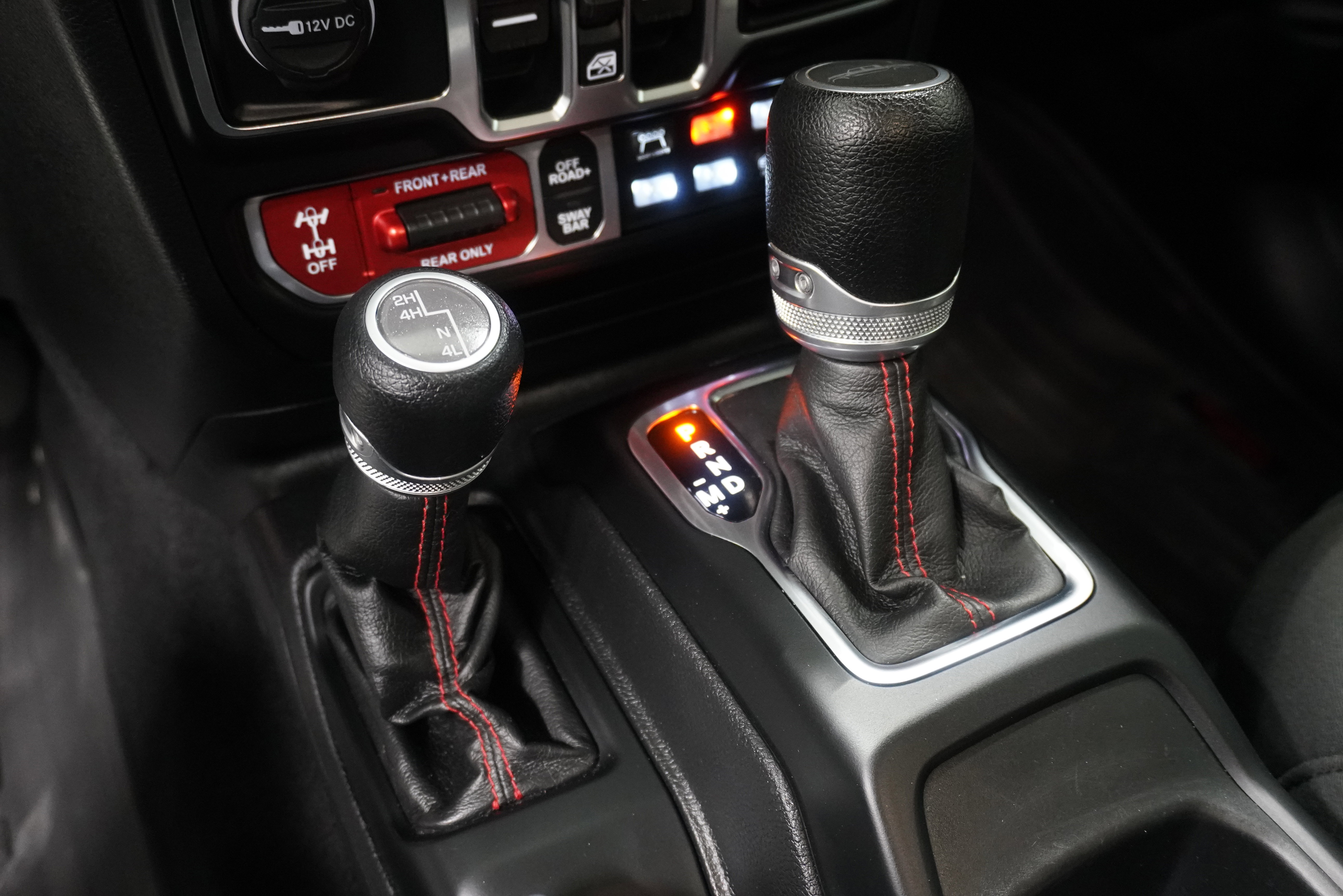 Used 2021 Jeep Gladiator Rubicon w/ Trailer Tow Package image 19