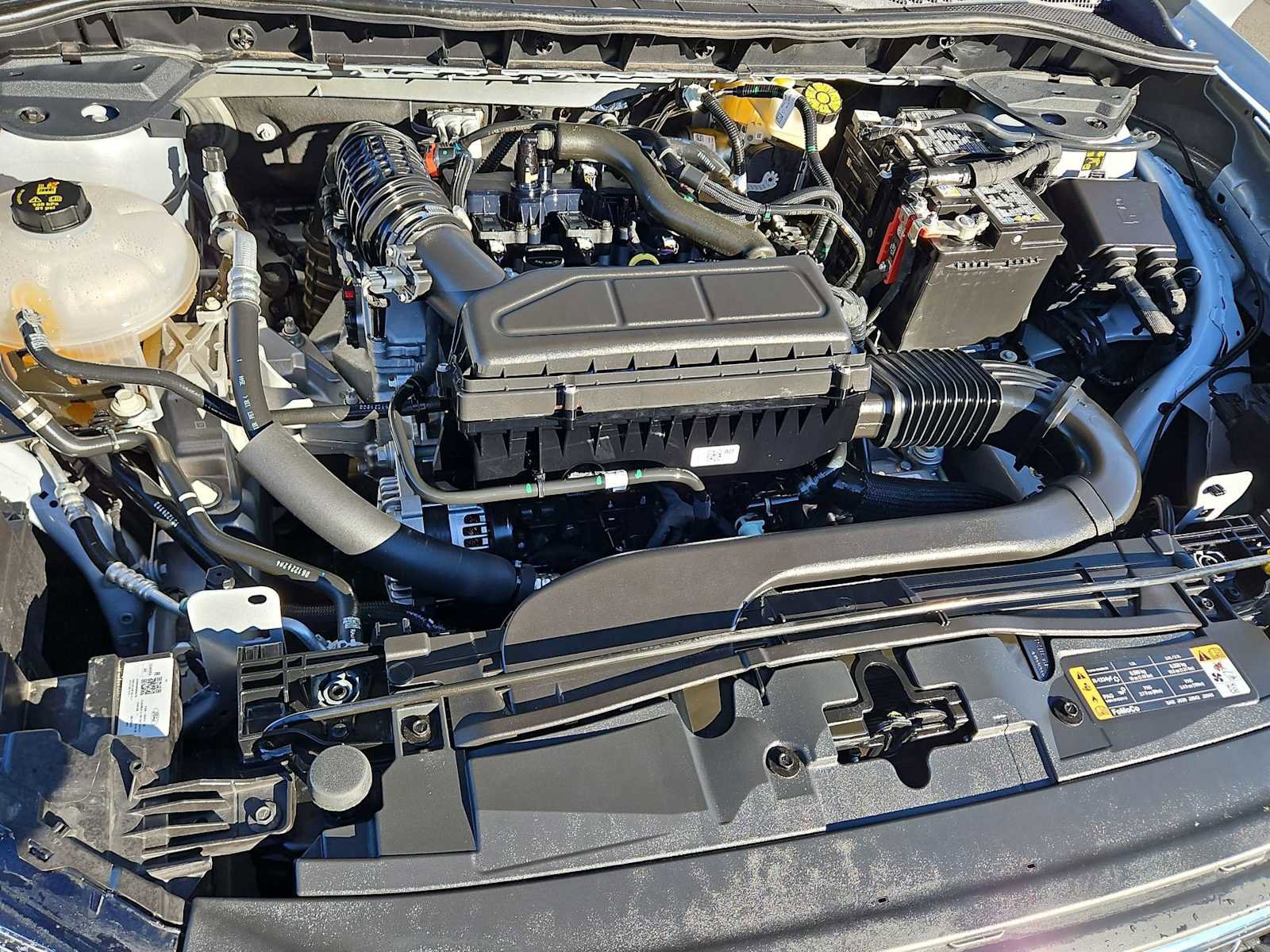 Used 2025 Ford Escape ST-Line image 14