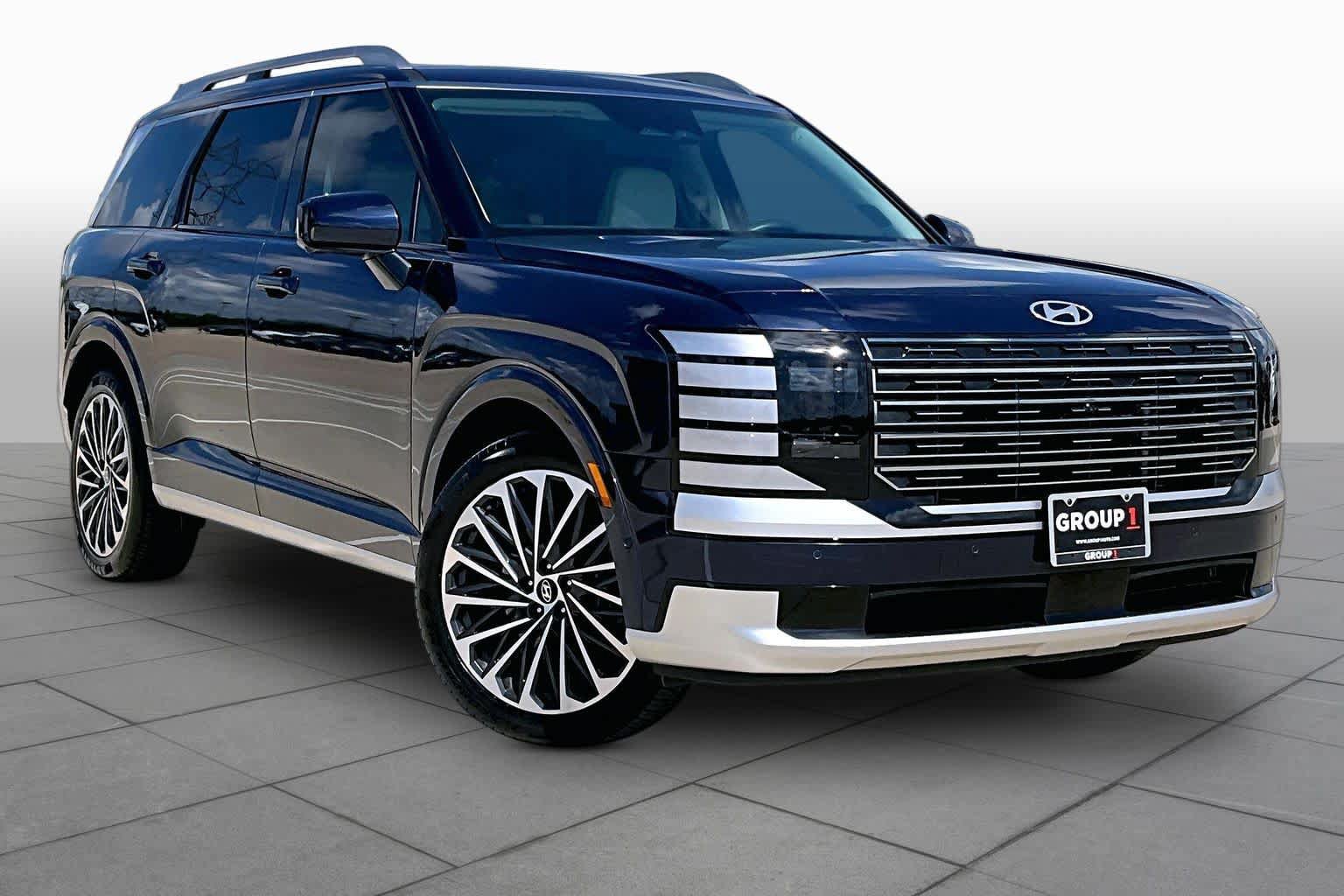 Certified 2026 Hyundai Palisade Calligraphy FWD image 5