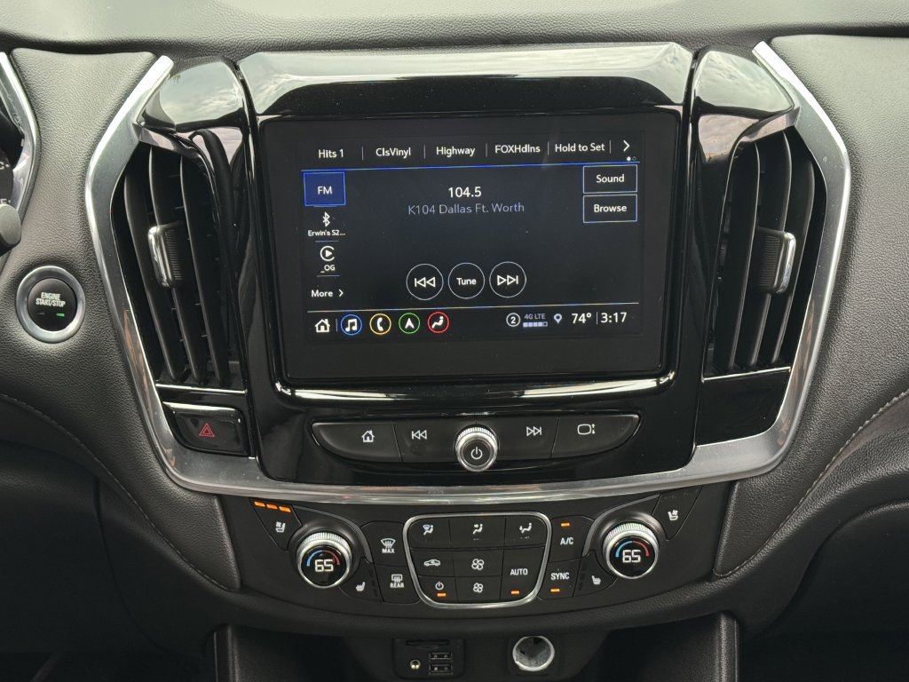 Used 2023 Chevrolet Traverse High Country w/ LPO, Floor Liner Package AWD/4WD image 17