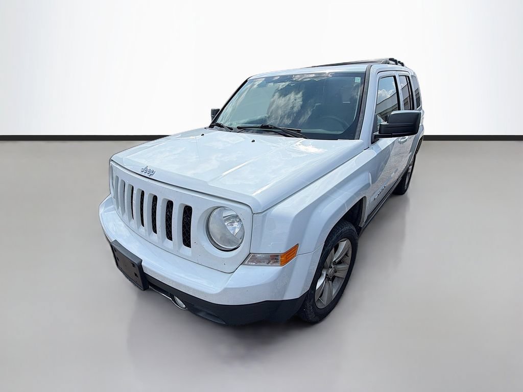 Used 2014 Jeep Patriot Limited w/ Sun/Sound Group AWD/4WD image 5