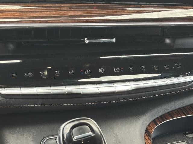 Certified 2023 Cadillac Escalade ESV Luxury w/ LPO, Illumination Package AWD/4WD image 33