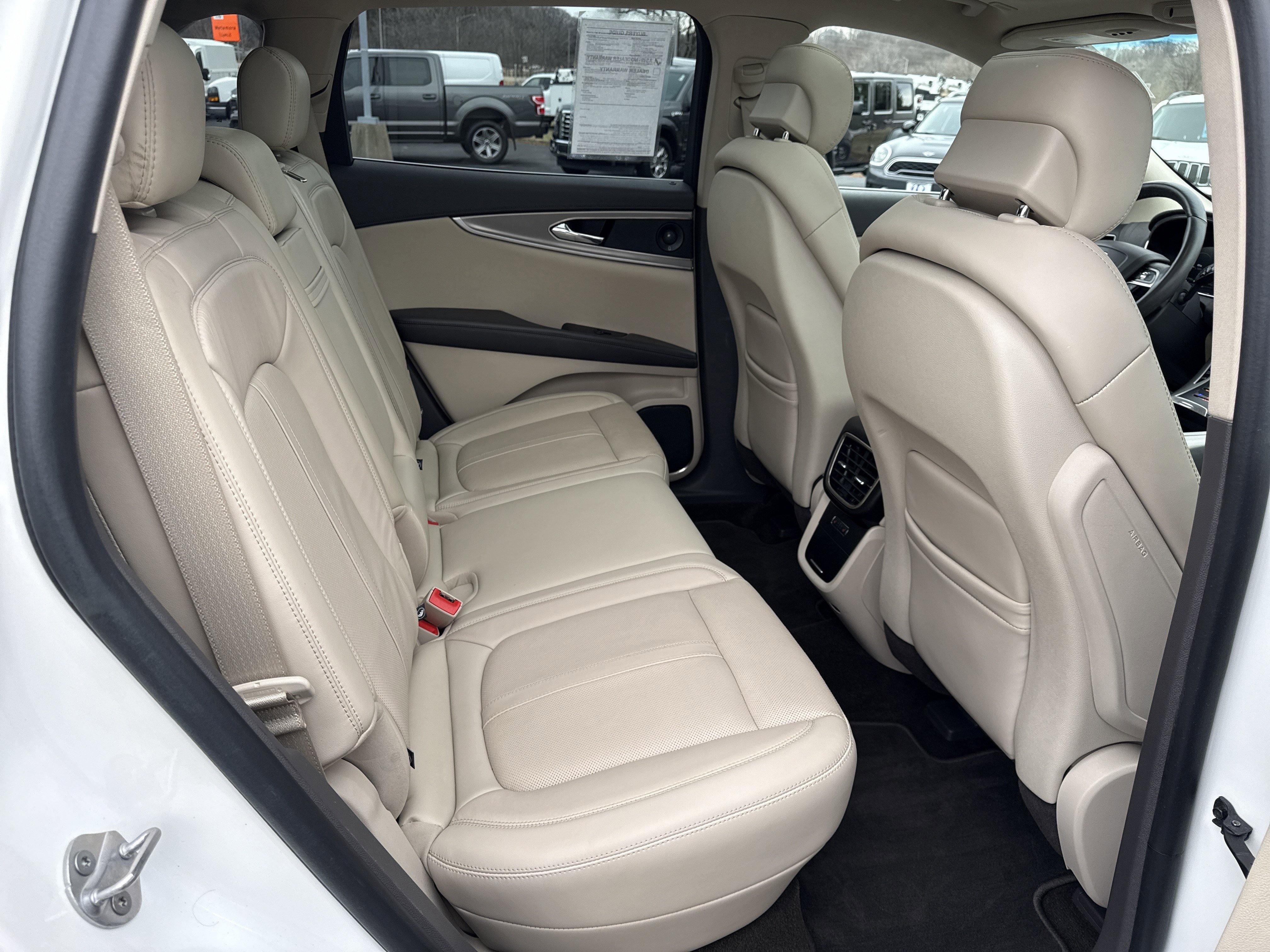 Used 2020 Lincoln Nautilus Reserve w/ Equipment Group 201A image 30