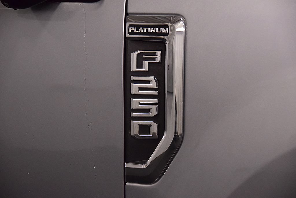 Used 2022 Ford F250 Platinum AWD/4WD image 11
