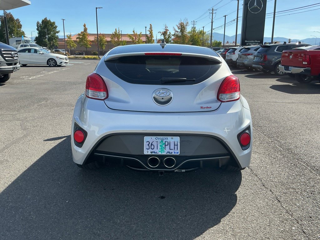 Used 2017 Hyundai Veloster Turbo FWD image 5