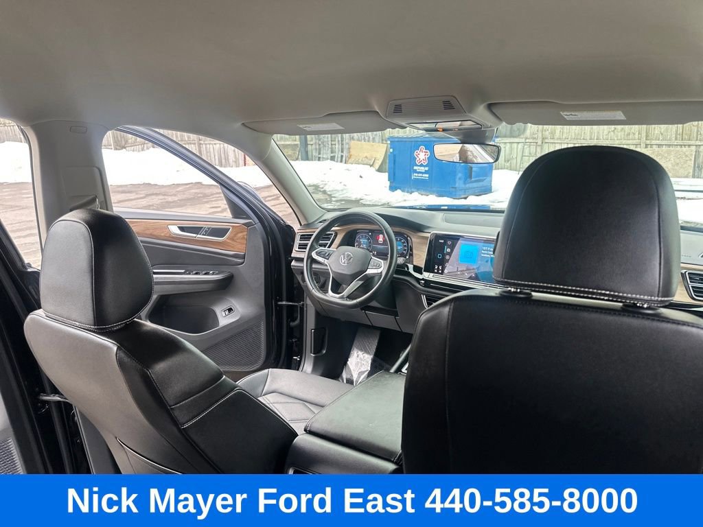 Used 2024 Volkswagen Atlas SE image 30