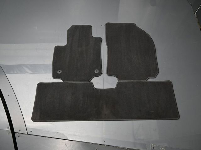 Used 2024 GMC Terrain AT4 image 36