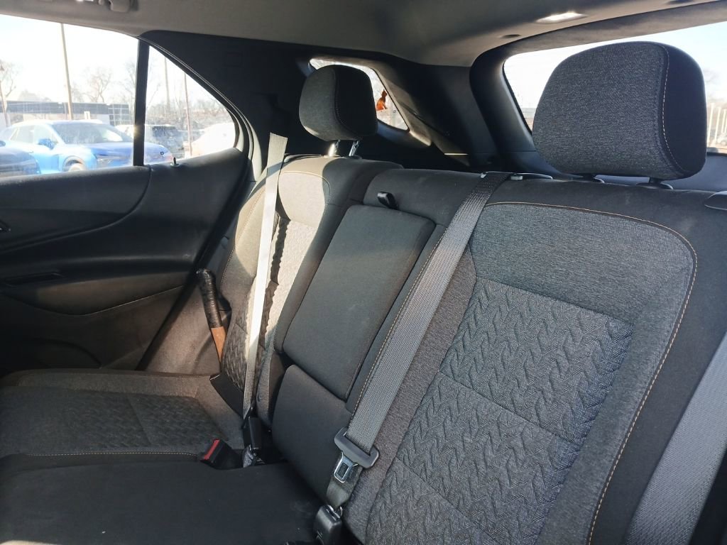 Used 2023 Chevrolet Equinox LT image 24