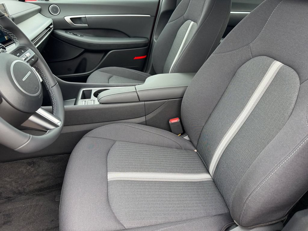New 2026 Hyundai Sonata SEL FWD image 10