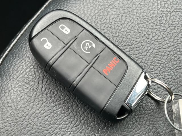 Used 2022 Jeep Compass Latitude image 31