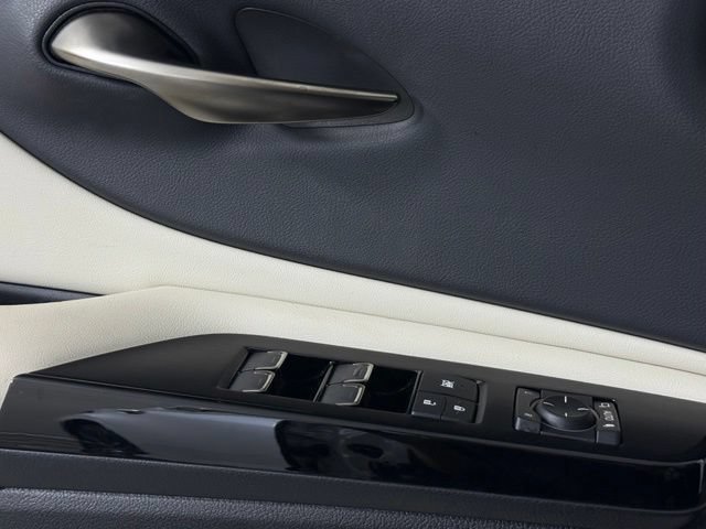 Certified 2024 Lexus ES 350 w/ Premium Package FWD image 19
