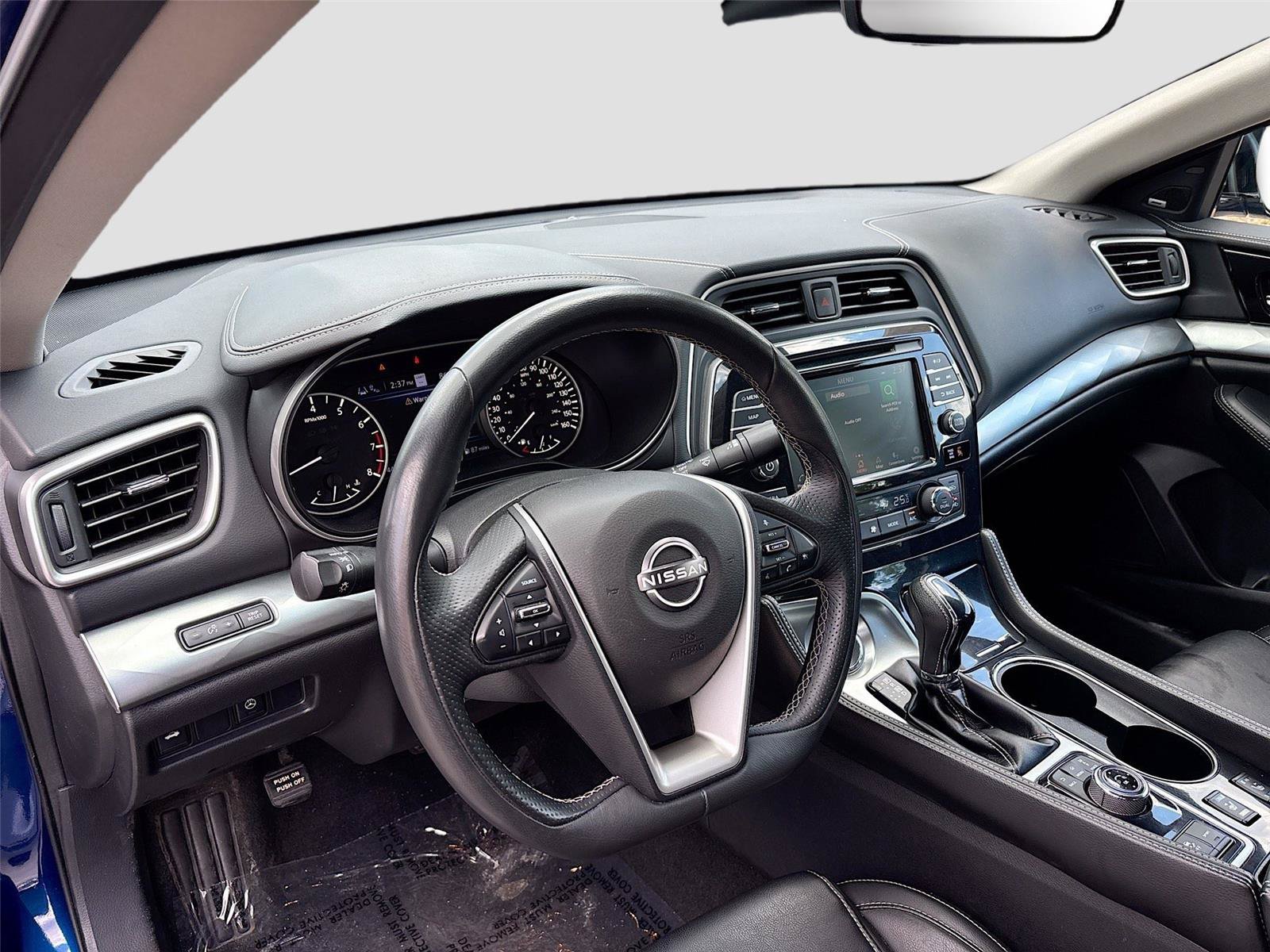 Used 2023 Nissan Maxima SL FWD image 9