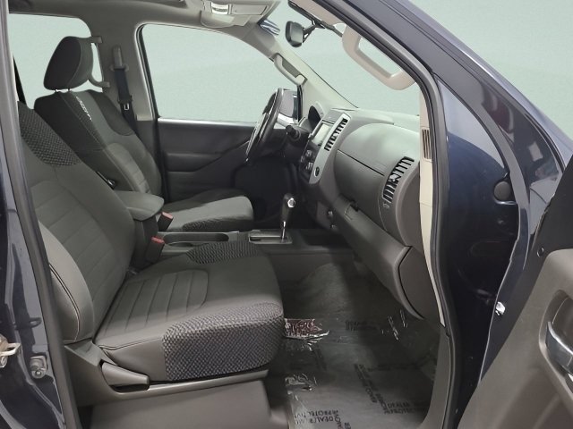 Used 2016 Nissan Frontier PRO-4X AWD/4WD image 13
