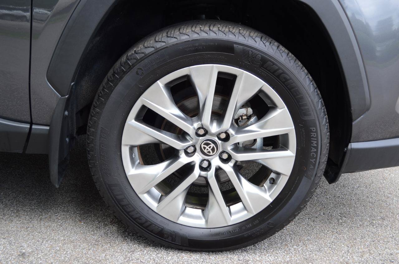 Used 2024 Toyota RAV4 XLE Premium w/ Weather Package AWD/4WD image 12
