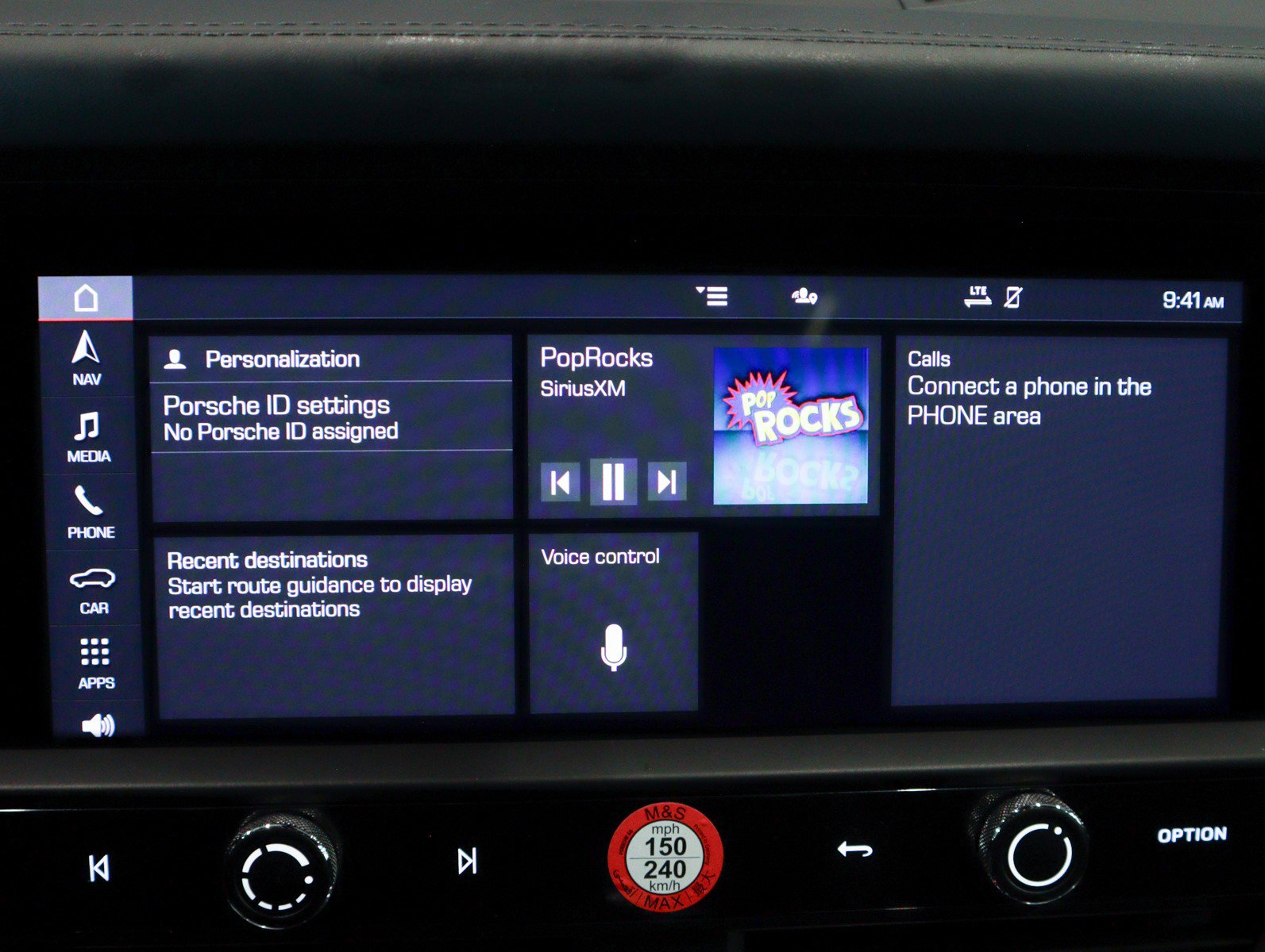 Certified 2024 Porsche Macan Turbo w/ Premium Plus Package image 19