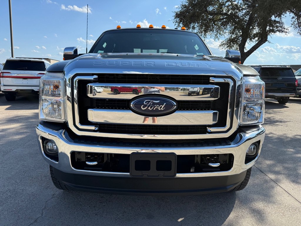 Used 2016 Ford F350 Lariat w/ Lariat Ultimate Package AWD/4WD image 2
