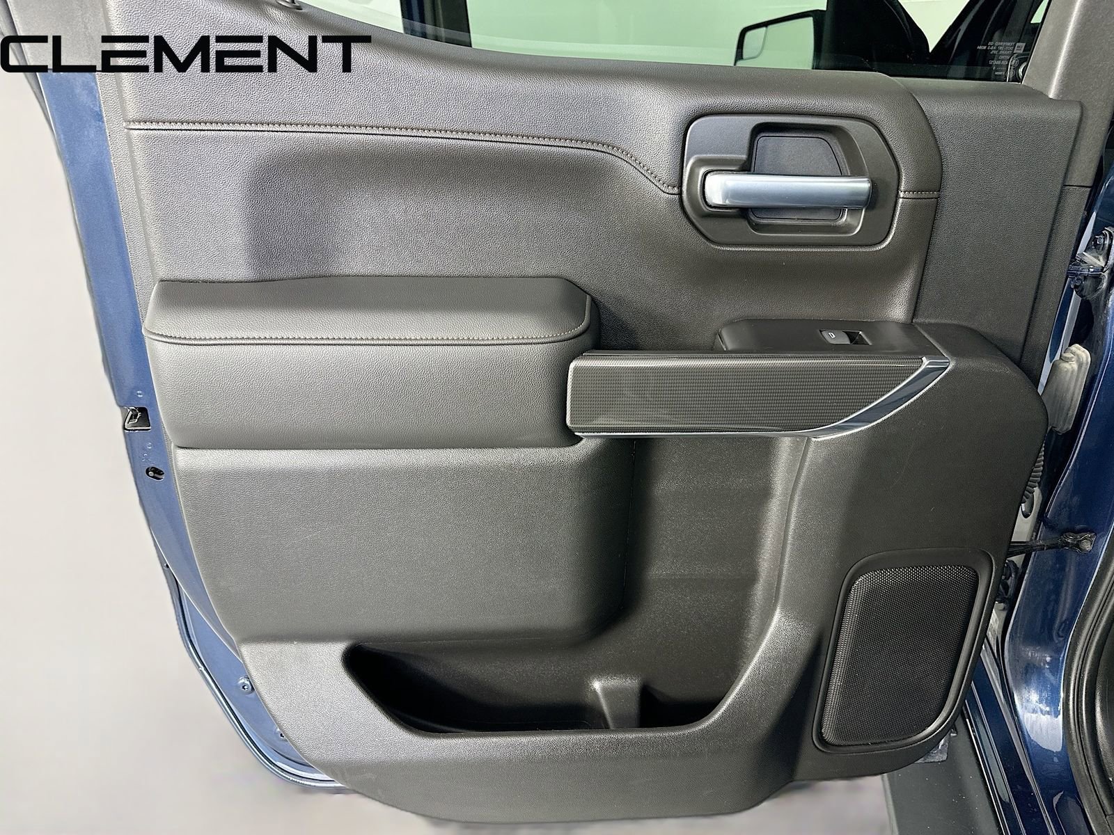 Used 2020 GMC Sierra 1500 AT4 image 29